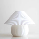 Luminária Concha decorativa — material sustentável, soquete E27