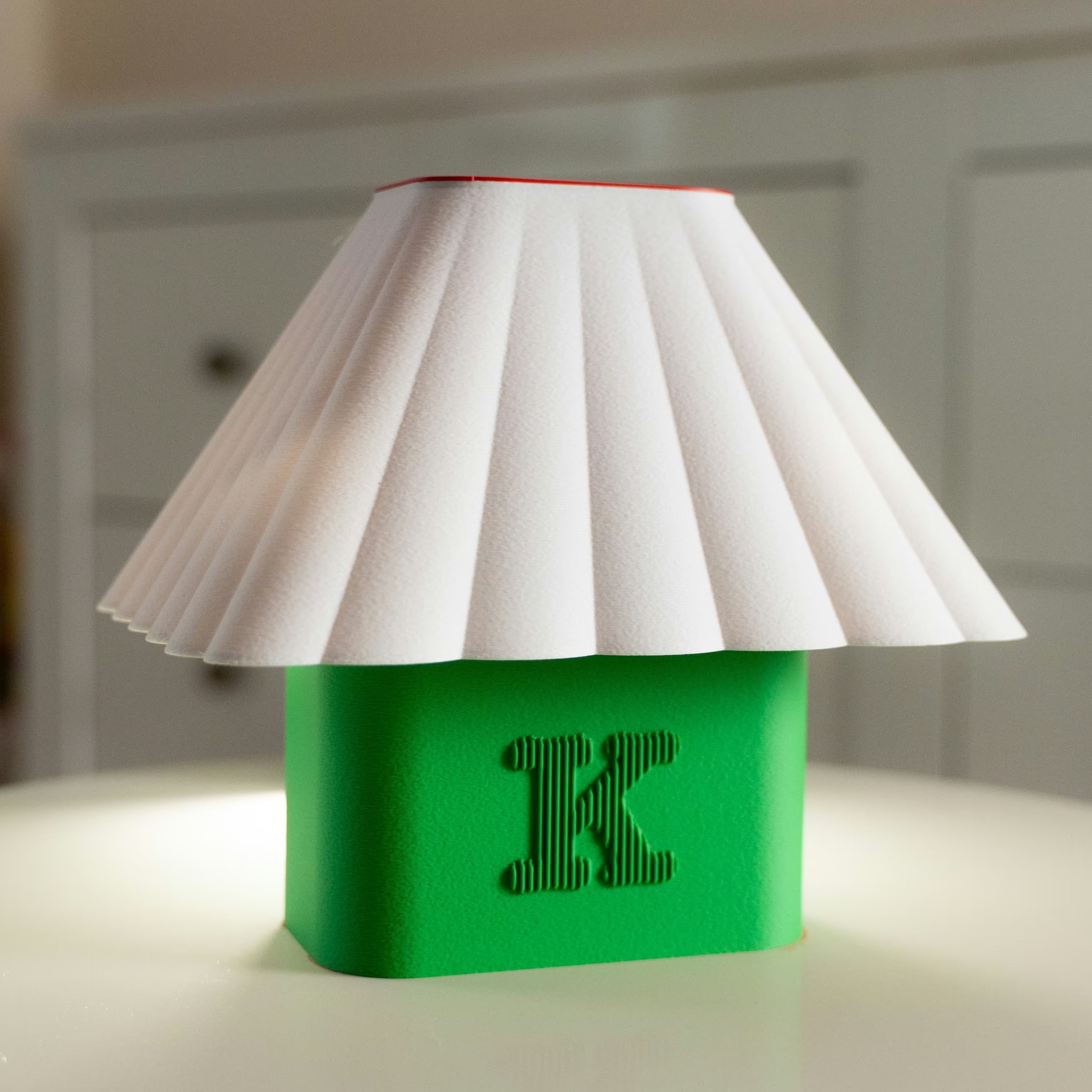 Luminária Acalanto — cúpula inspirada em nuvens, modo noturno | Trekko